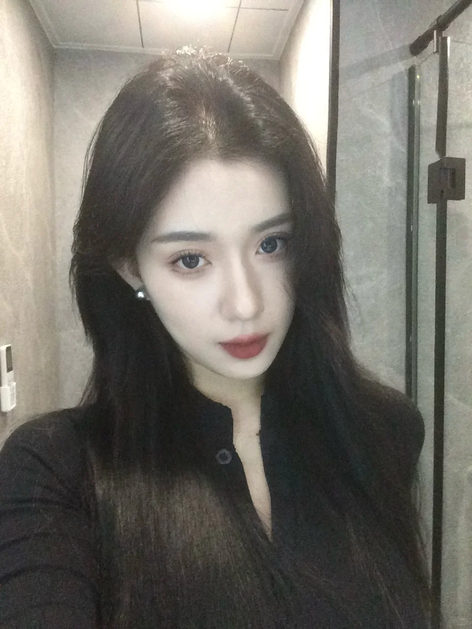 黑发红唇我懂了