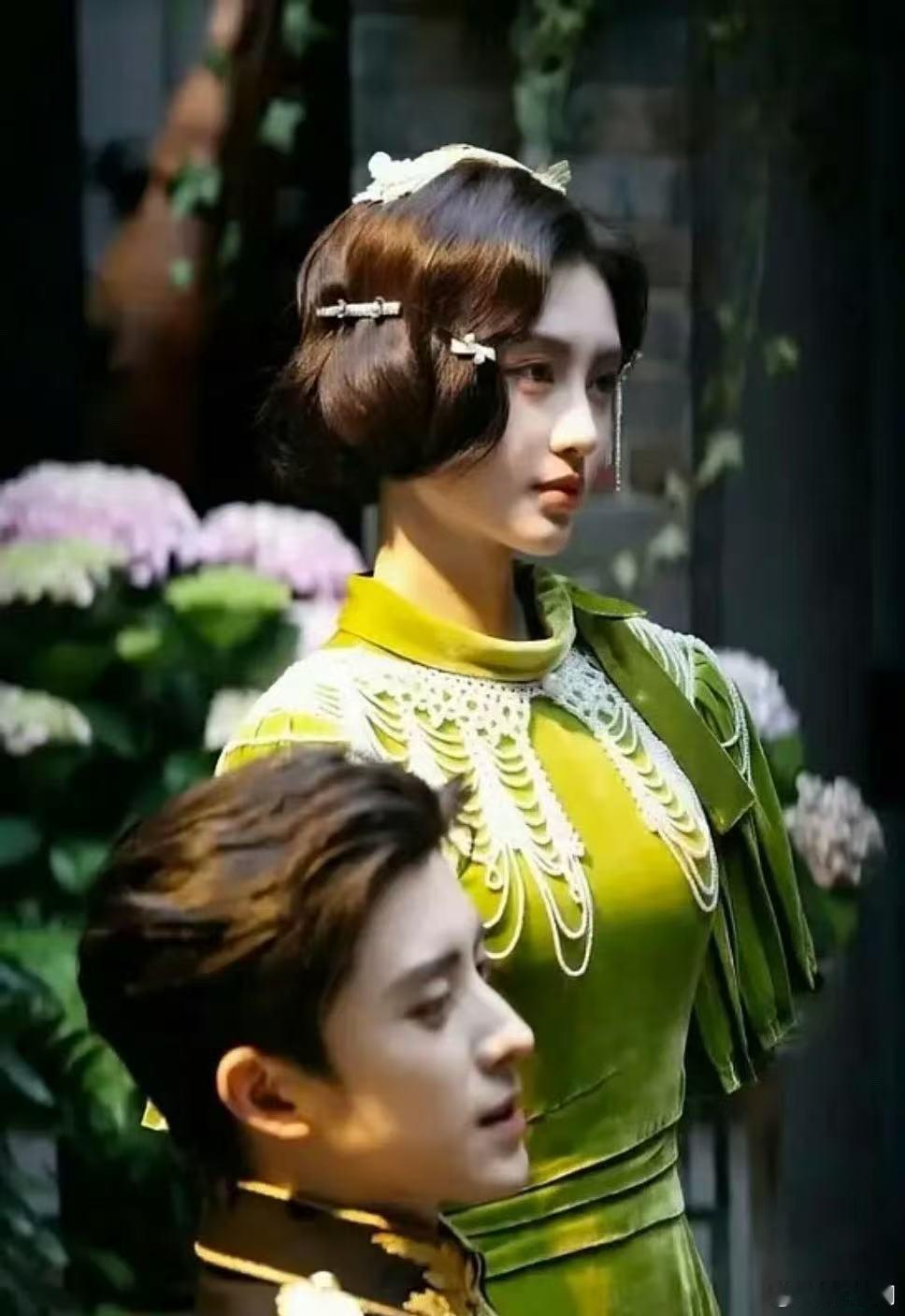 鞠婧祎敖瑞鹏演兄妹万花世界鞠婧祎敖瑞鹏同框路透 哇！万花世界鞠婧祎敖瑞鹏同框路透
