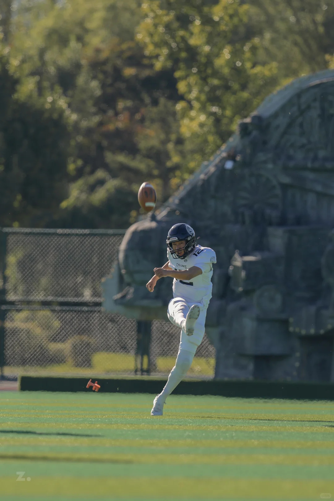 一场比赛，三种角色