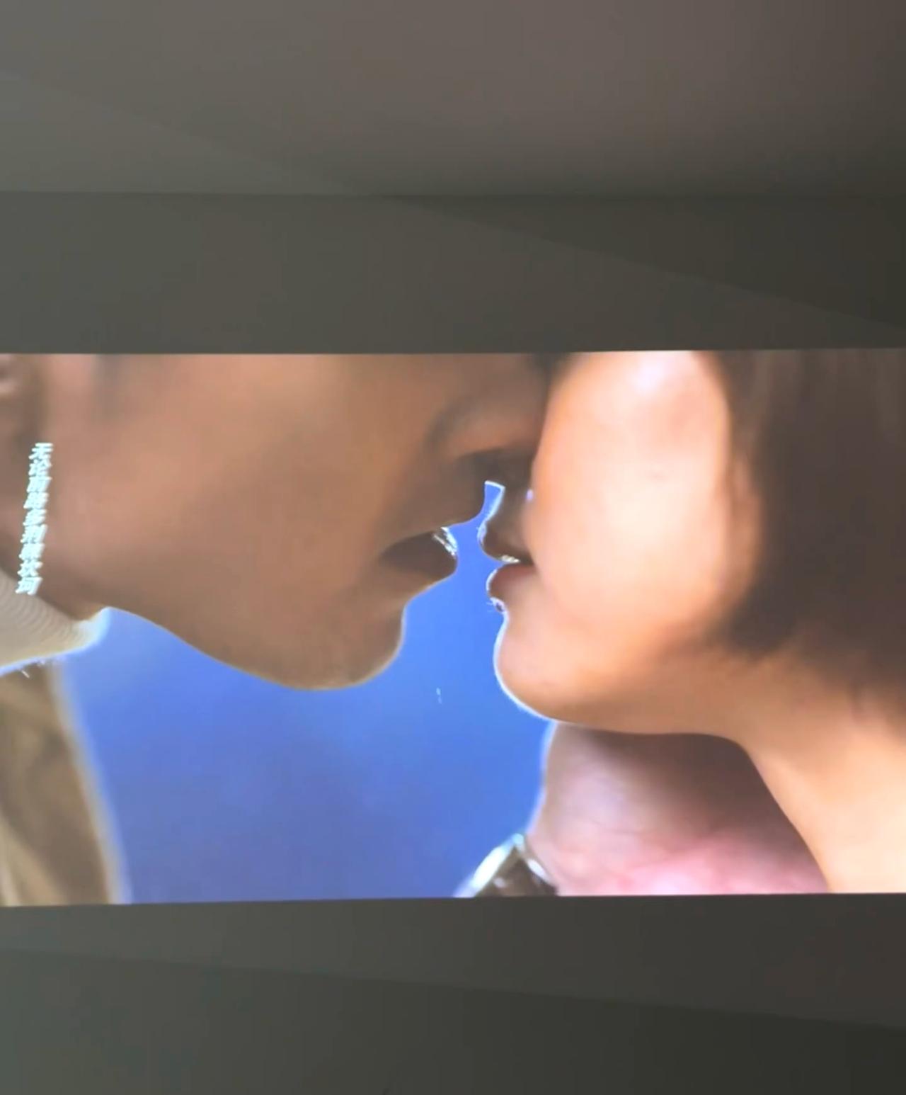 超哥真的不会吃醋吗哈哈哈哈！

一开始我是真的觉得接受不了
男主去接触了别的女生