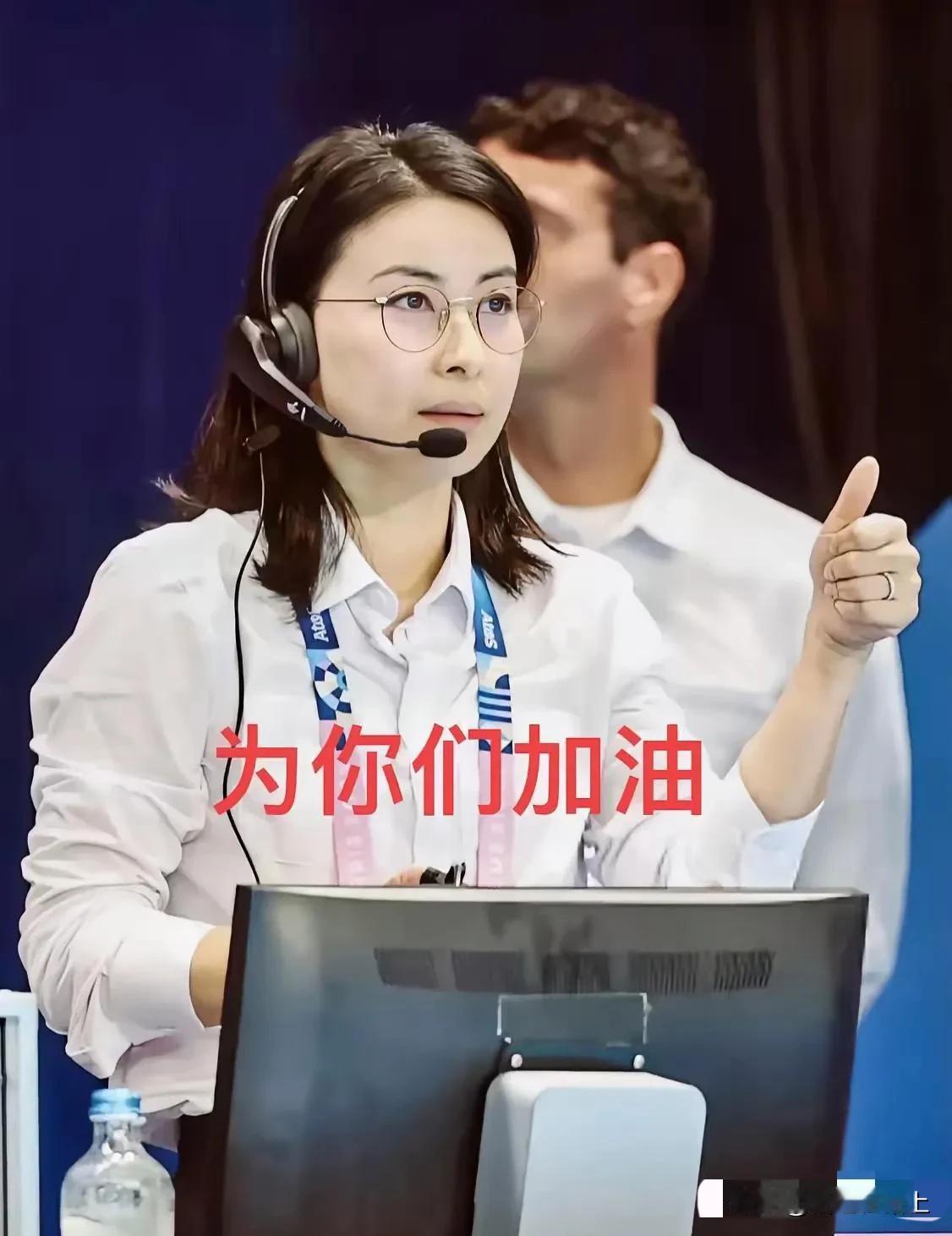郭晶晶如今能当上裁判长，无非是以下几个原因。

第1，在国际比赛中，取得了卓越成