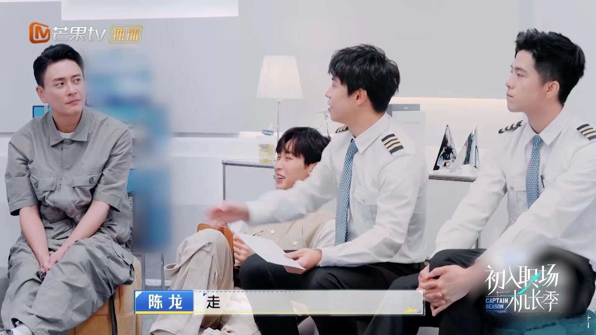 #北航双优生刚毕业存了30万#这真的是中文吗，我怎么都看不懂了，刚毕业就能存到3