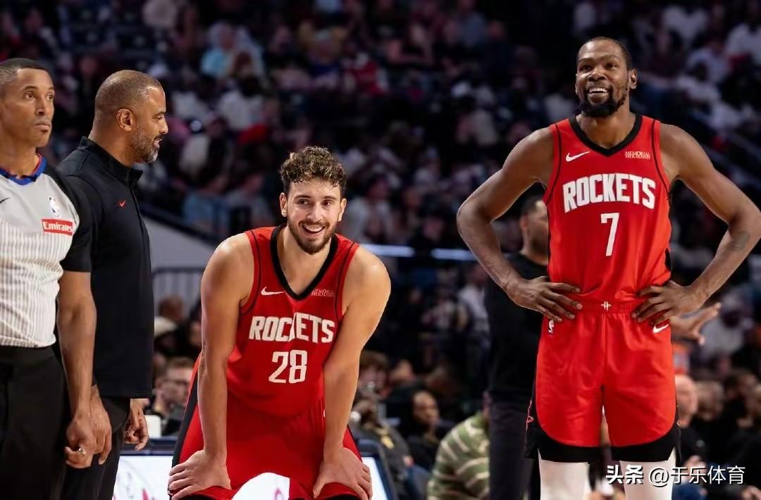 火箭三月份8胜8负勉强及格，四月份8场比赛收官拿到51胜问题不大
三月份，火箭队