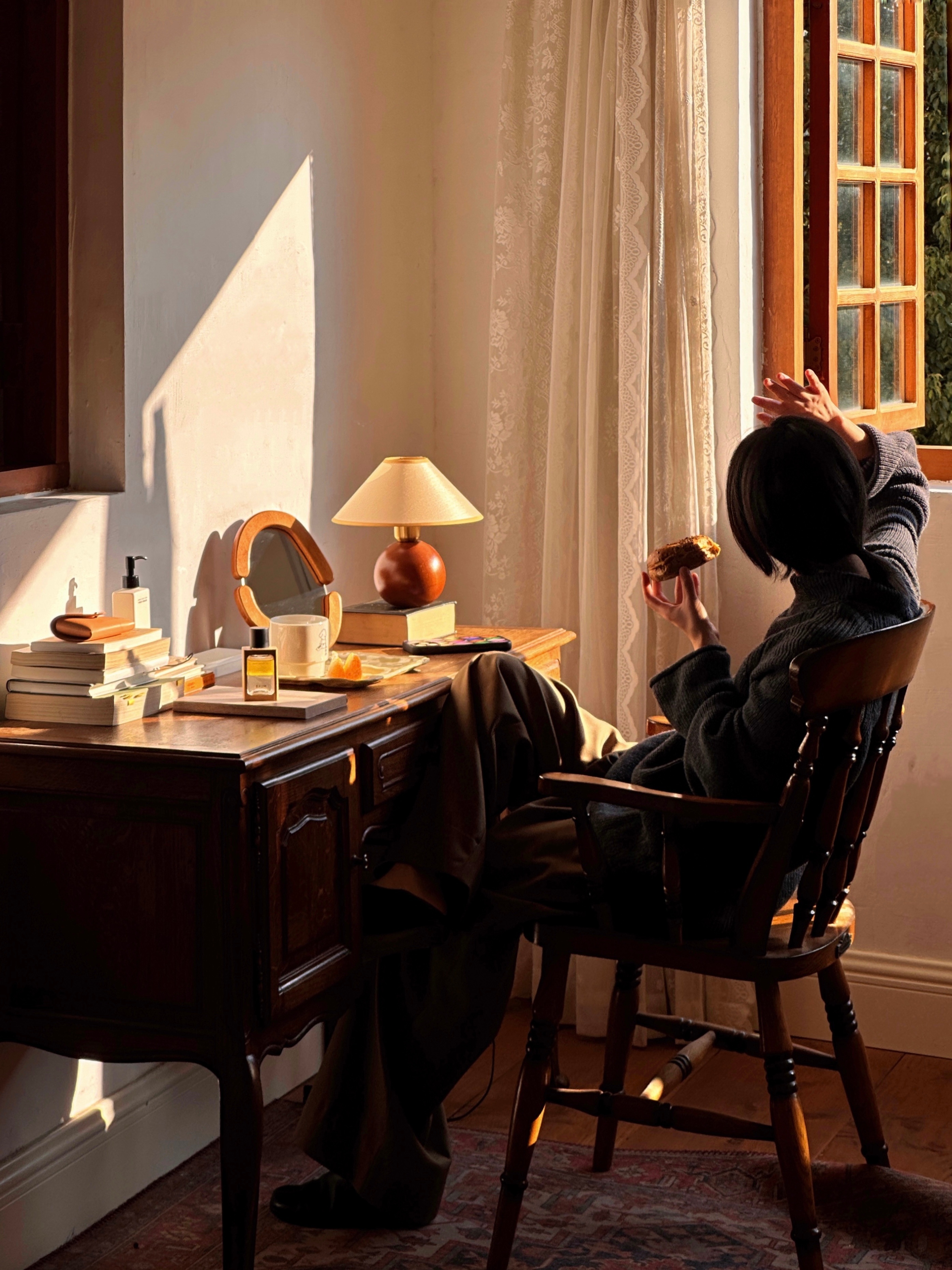 为了和其他人一样，我们失掉了四分之三的自己。爱就是重新找回那四分之三自己的方式。