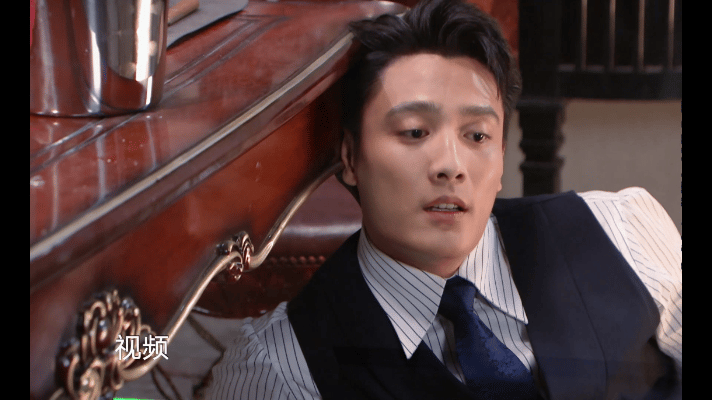 #短剧演员刘擎的演技居然这么顶# 👏👏👏 刘擎在短剧中的演技真是太棒了！他