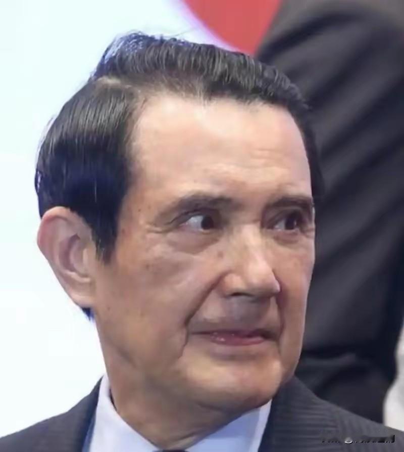 马英九大陆遇冷才明白：大陆并不是非他不可，是他高估了自己的分量！
 
谁能想到，