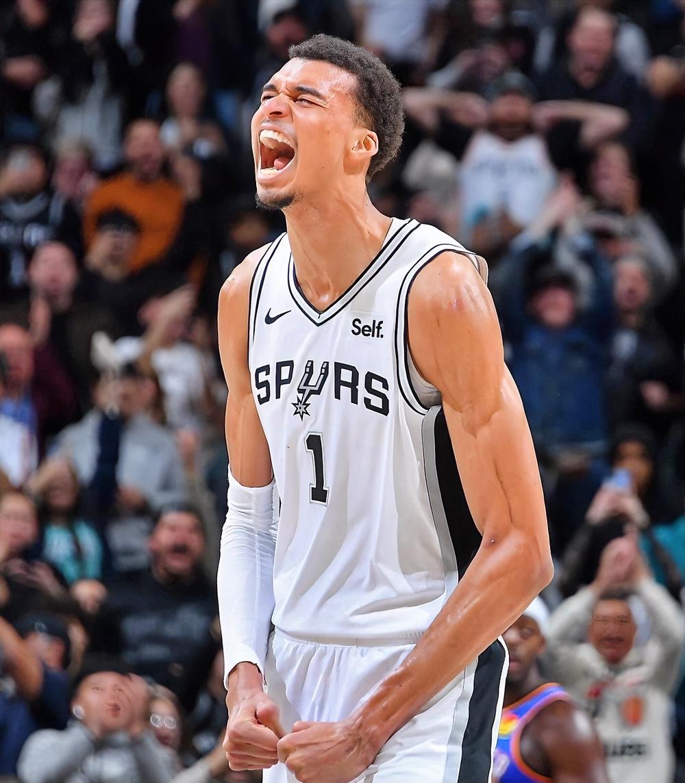 nba季中锦标赛（nba杯）四强球队，当家球星年薪一览：
一、西部：
1、雷霆，