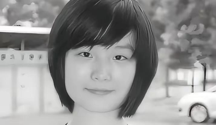 1999年，被父亲偷改志愿，湖北高考687分的女学霸错失心仪的北大，她难以接受，