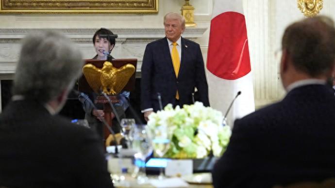 法媒爆料，特朗普与高市早苗吵起来了

G7法国埃维昂峰会刚刚落幕，合影里的各国领