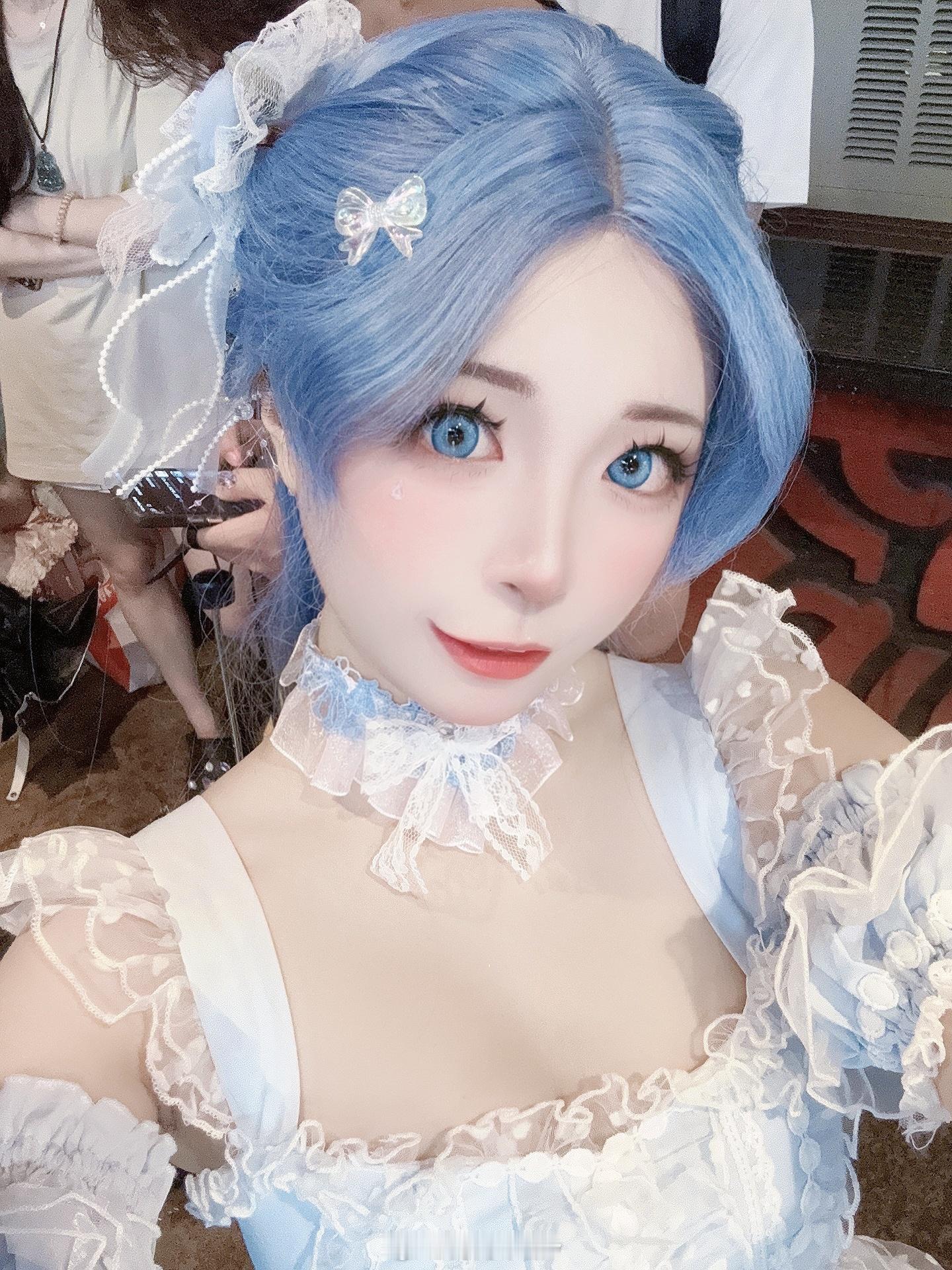 小姐姐也是lo上了…#亿点曝光计划#  ​​​