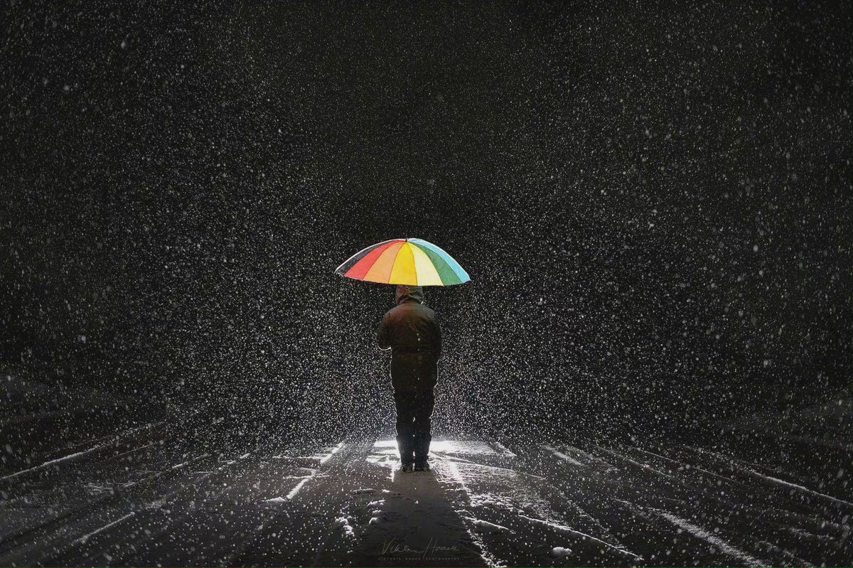 说给自己：不要不开心。不要气馁。不要因为一点点小小的事情放弃所有快乐的理由。每个
