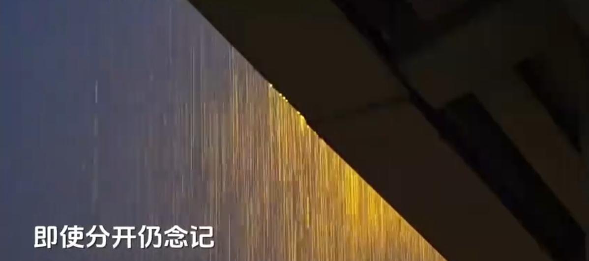 我们家这个老太，我也是服了她！三不五时就要跟我吵一下。
也不知咋的，今天她老人家