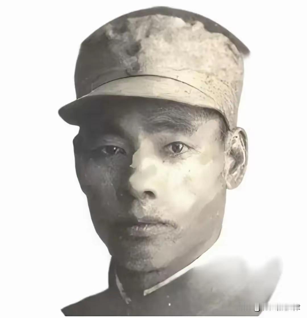 1941年叛徒营长决意投日，八路军科长单枪闯敌营，枪口抵胸绝地制敌
 
1941