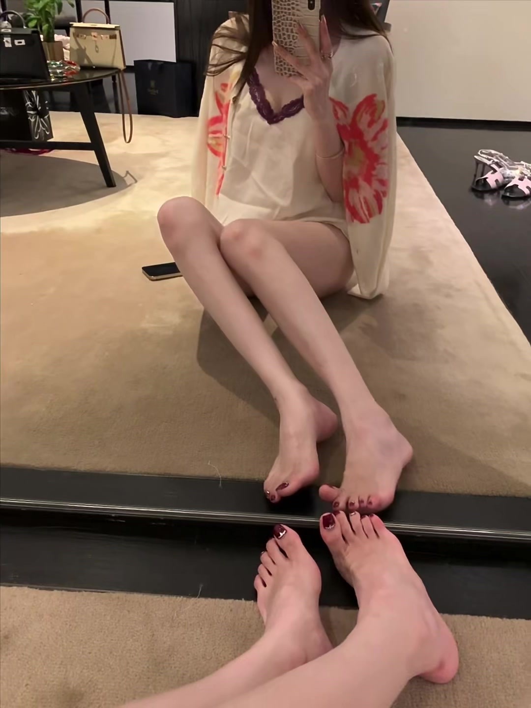 对镜点赞看jio jio ​​​