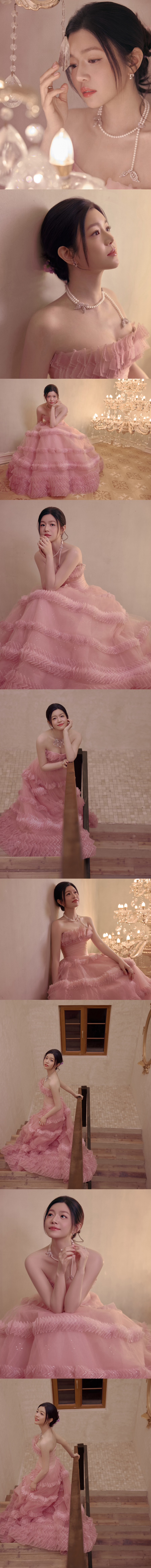 女明星微博之夜出图赏花时刻🌸（第一波）周也  |  李一桐  |  王玉雯  