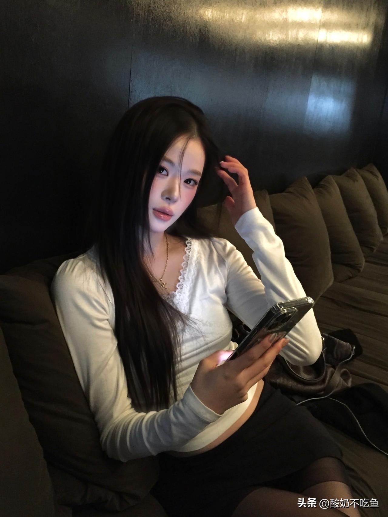 我不抗拒为重要工作付出，但反感用‘加班’标榜敬业的职场内卷，更在意加班后的加班费