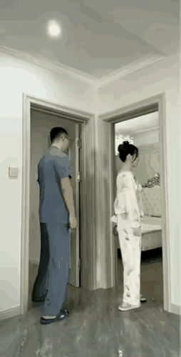 人到中年，都信佛了！
