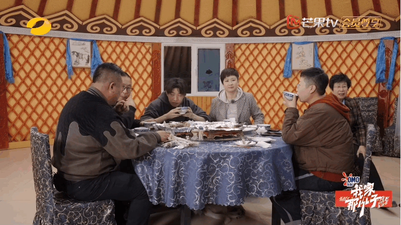 王一珩一周岁生日就拍vlog了 原来王一珩一周岁的时候就拍vlog了呀，记录下了