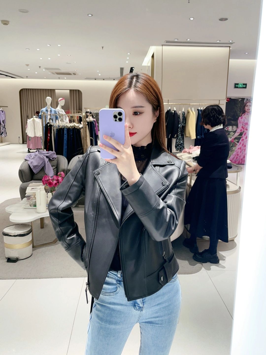 我的快乐源泉就是买衣服