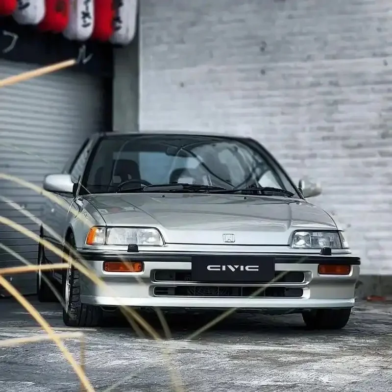 经过岁月沉淀的Civic EF更像是一台艺术品