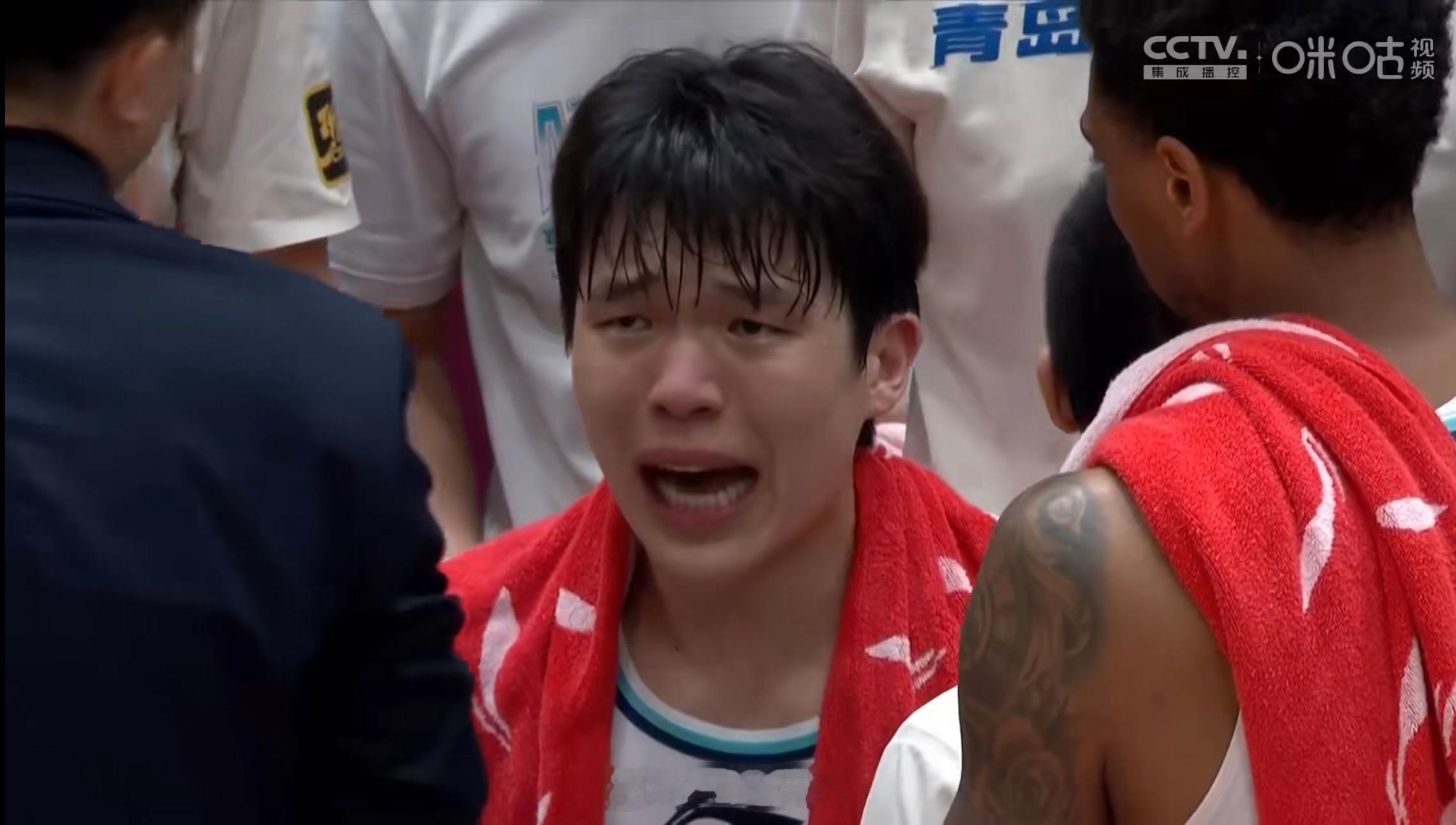 杨瀚森哭了哈哈，时隔半年，又哭了[嘻嘻]释放，在意，继续…… ​​​