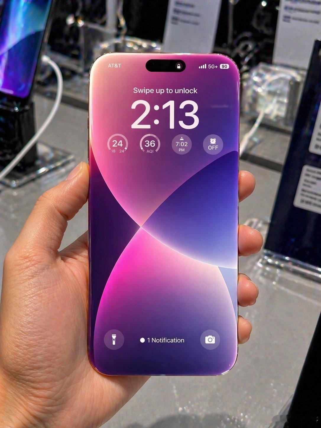 视觉无屏幕黑边的iPhone……