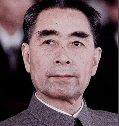 蒋介石能力到底怎么样？周恩来的评价最准确到位，说起蒋介石这个人，历史书上写得不少