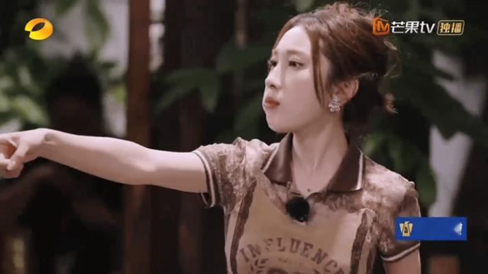 吴宣仪张小婉你们收手吧 天呐，吴宣仪张小婉你们是被画片做局了吧[泪奔][泪奔]太