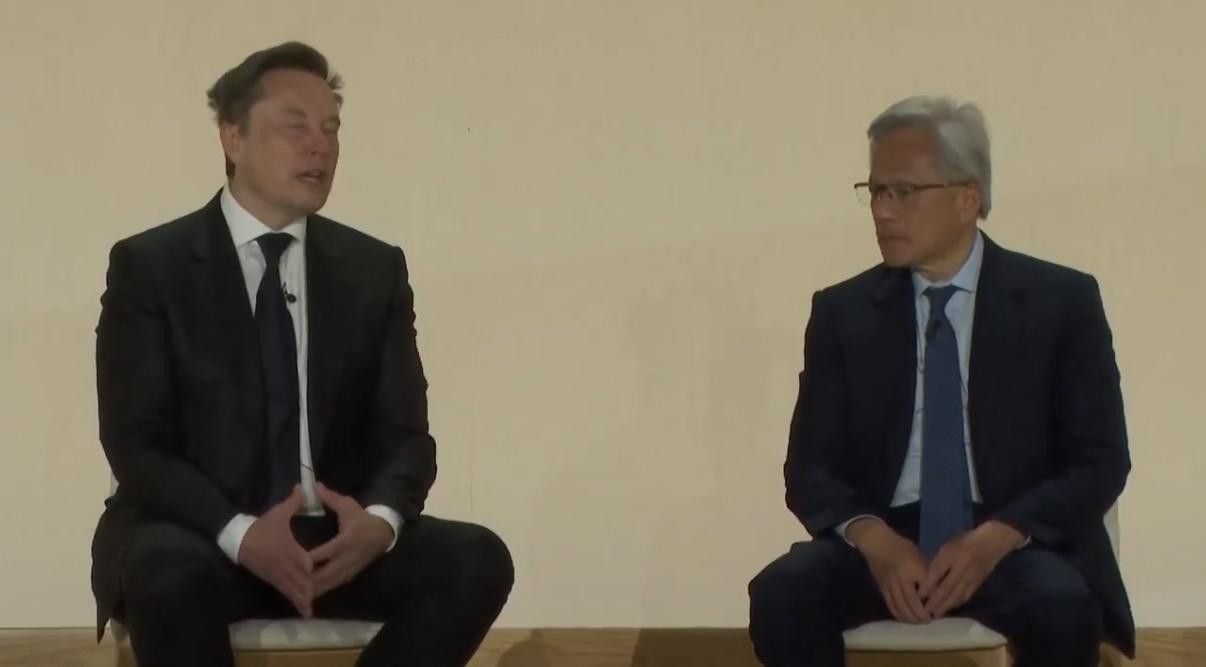 美国科技巨头埃隆·马斯克今天在访谈时表示：美国还需要大量电力，而中国已经遥遥领先
