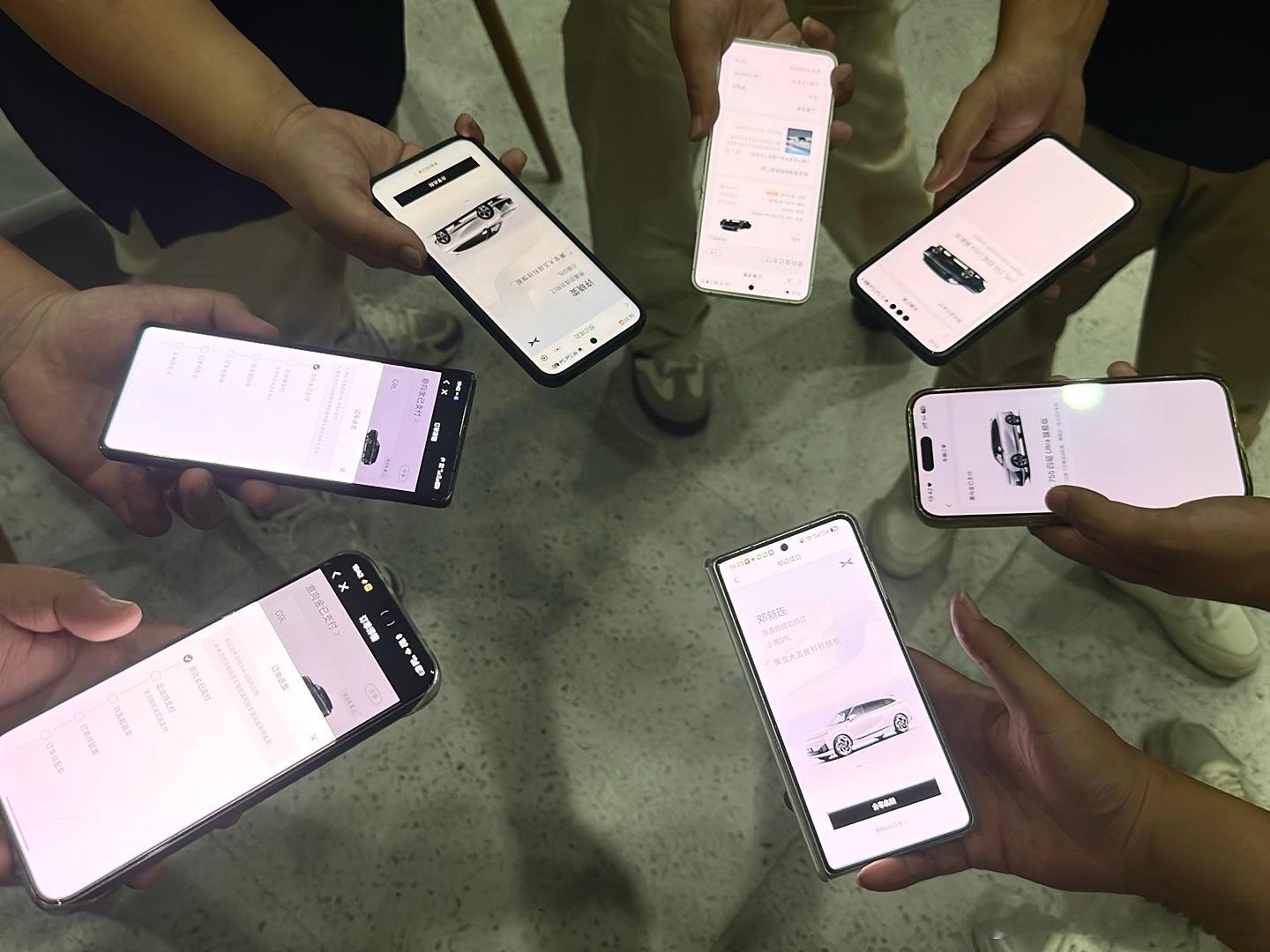 小鹏G9L正式上市，23.18万起直接把旗舰配置拉满！六座尺寸的大五座布局、80