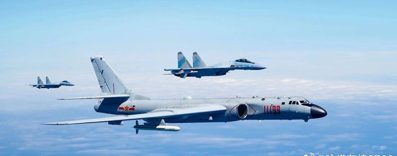 《“出动轰炸机编队”！》战友同行，人生快事，请点赞关注网页链接