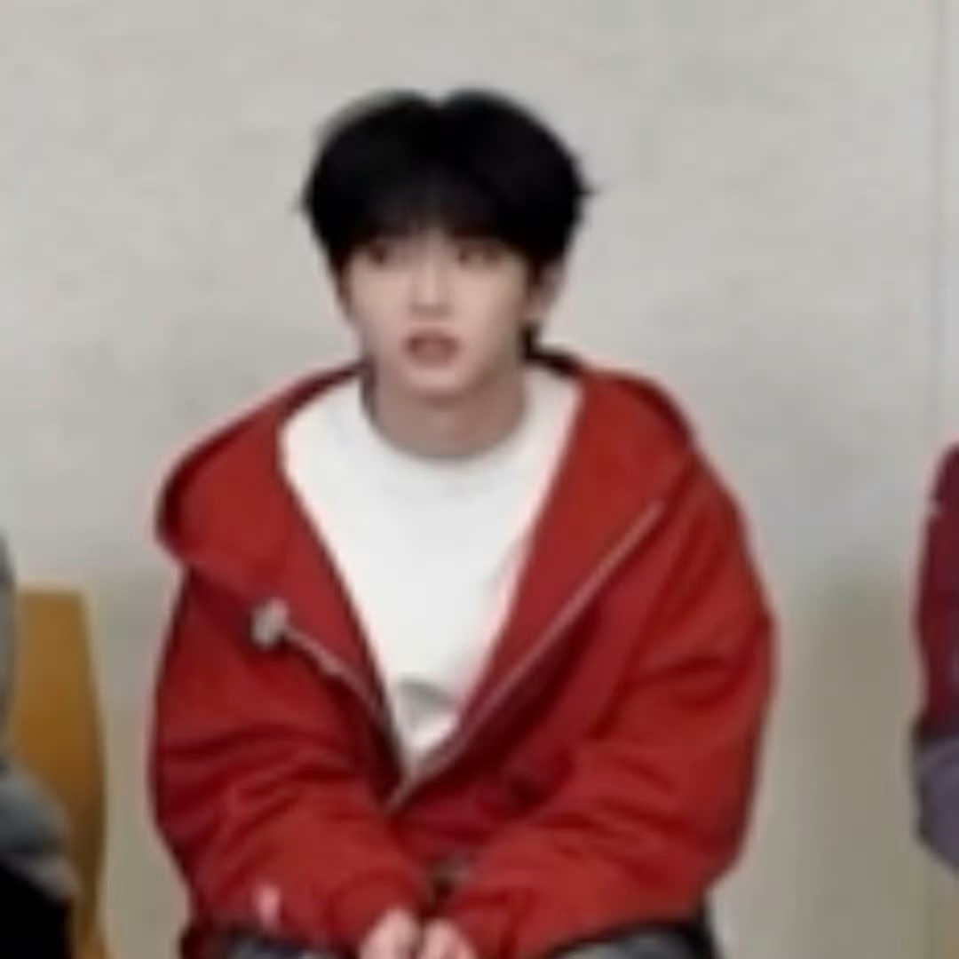 穆祉丞  🧡💖晚霞照在你身上✨就是光与温柔的相遇 💞𝒯𝒽𝓮 𝓈𝓊