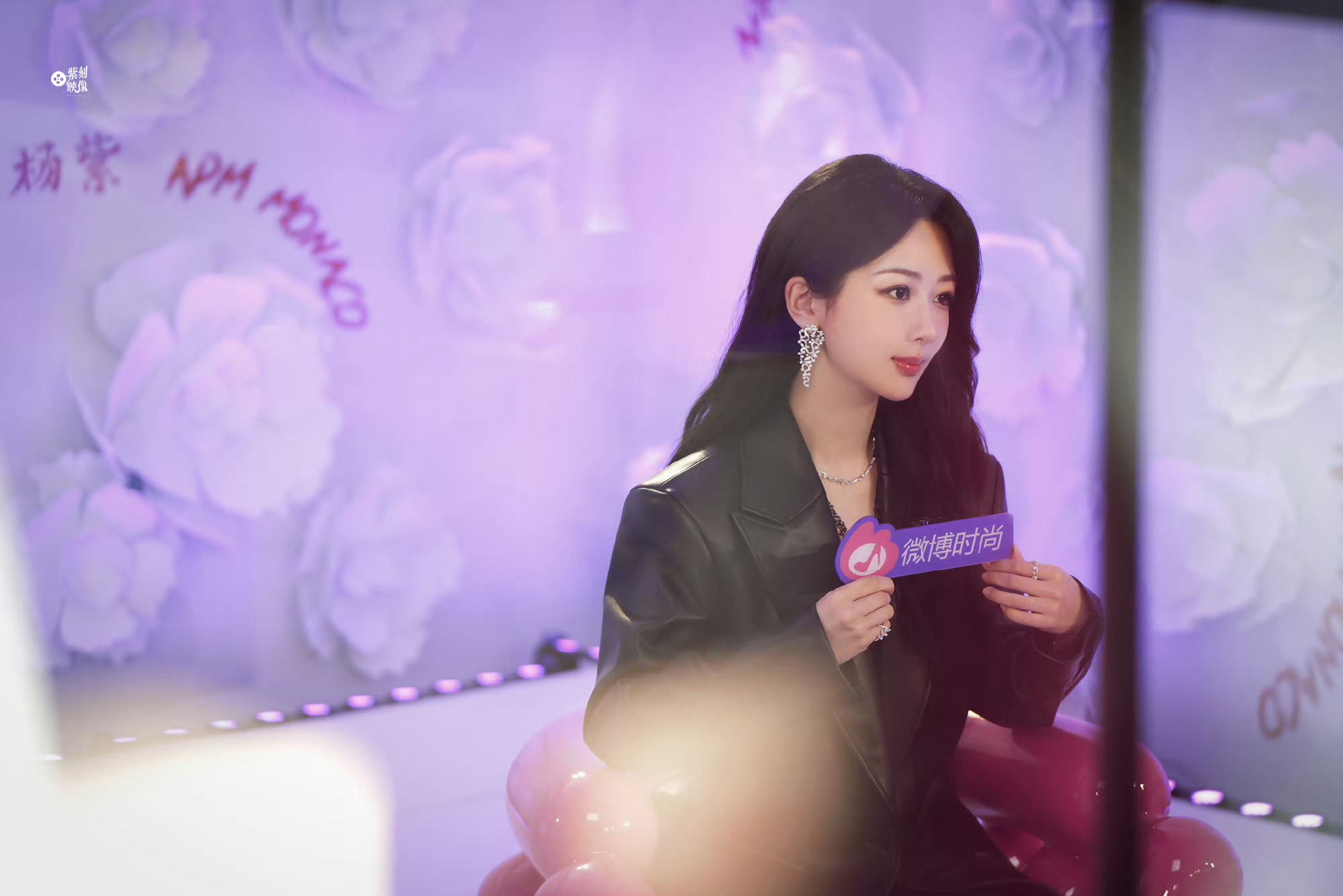 杨紫[超话]yz杨紫董竹君 yz杨紫玉兰花开君再来 겨울보다 먼저 온 건 너야