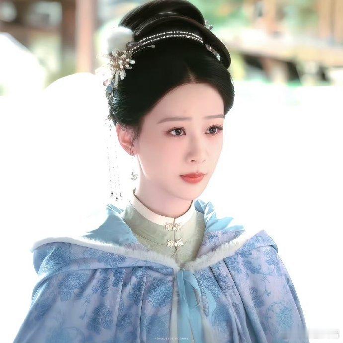 杨紫李祯制墨搞事业 杨紫新剧《家业》5月17日定档！李祯女扮男装搞制墨，落魄逆袭