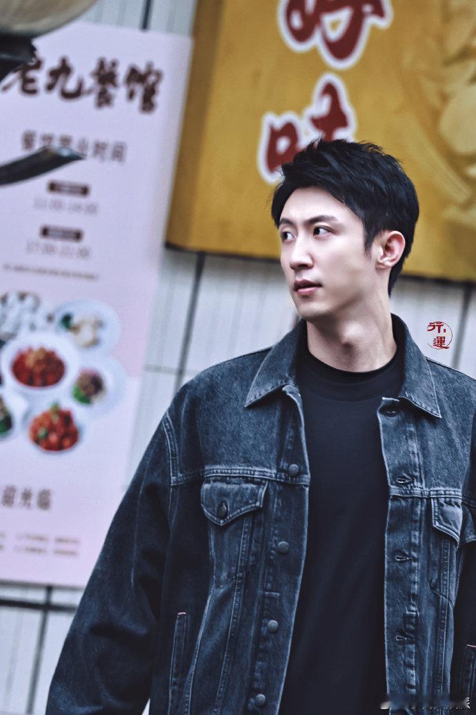 黄景瑜罚罪2终于开始喂饭了 啊啊啊罚罪2“饭点”到！黄景瑜的秦枫剧照超吸睛，黑色