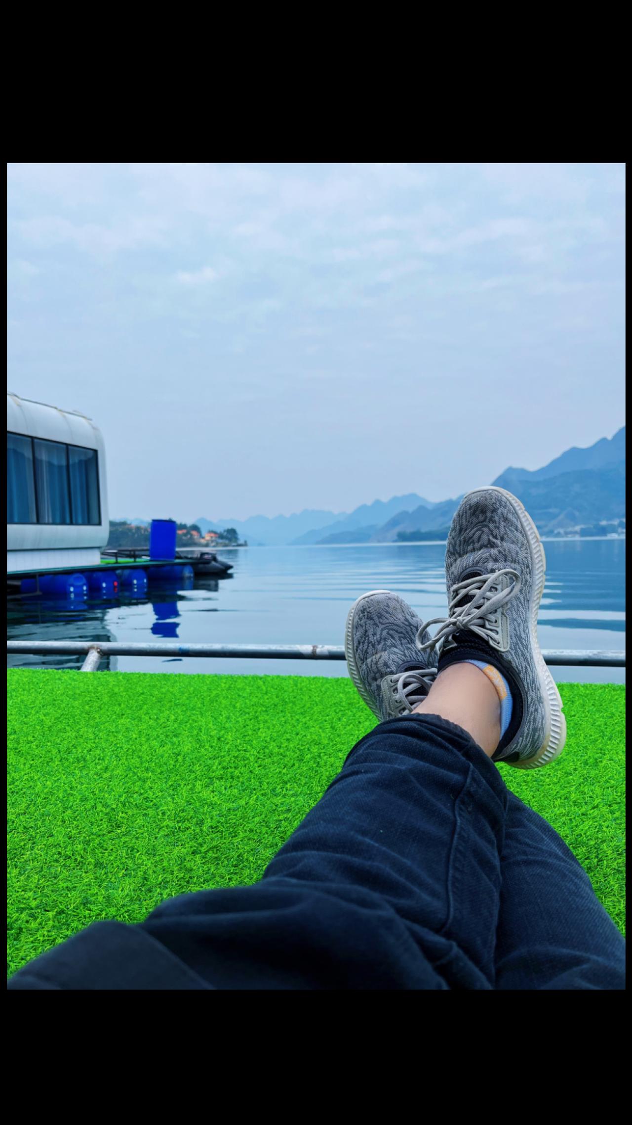 天空不总是晴朗，阳光不总是闪耀，所以偶尔情绪崩溃下，也无伤大雅#自渡自愈 #心安