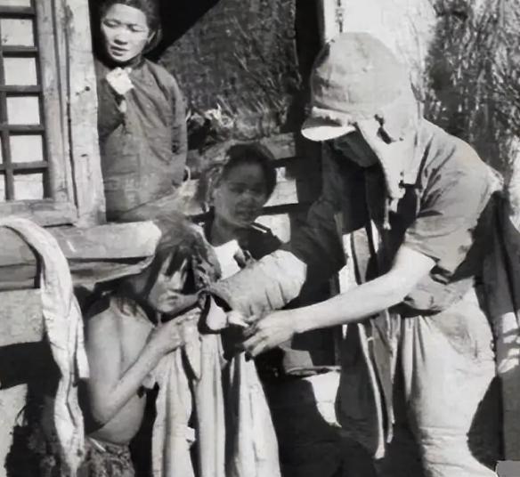 头发滴血，子宫套在头上，1937年的南京，侵华老兵井户直次郎回忆：强奸所到之处都