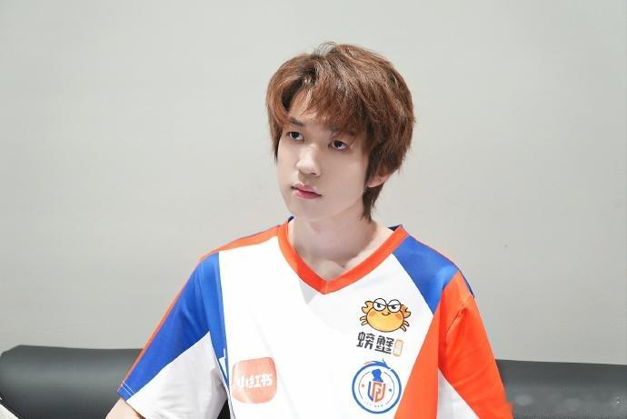 LGDNBW夏季赛二连胜这天赛程强度直接拉满，连续五局大战两场全拿下，不管对手怎