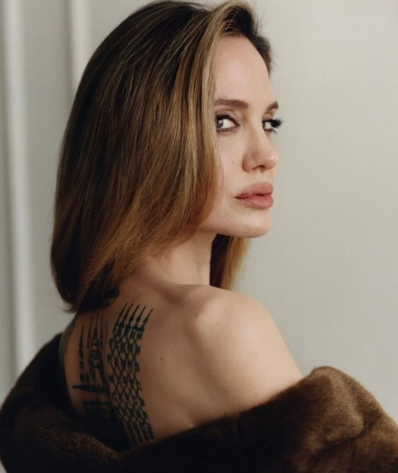 安吉丽娜·朱莉又有新动作了。根据 Deadline 的报道，她已确认主演一部名为