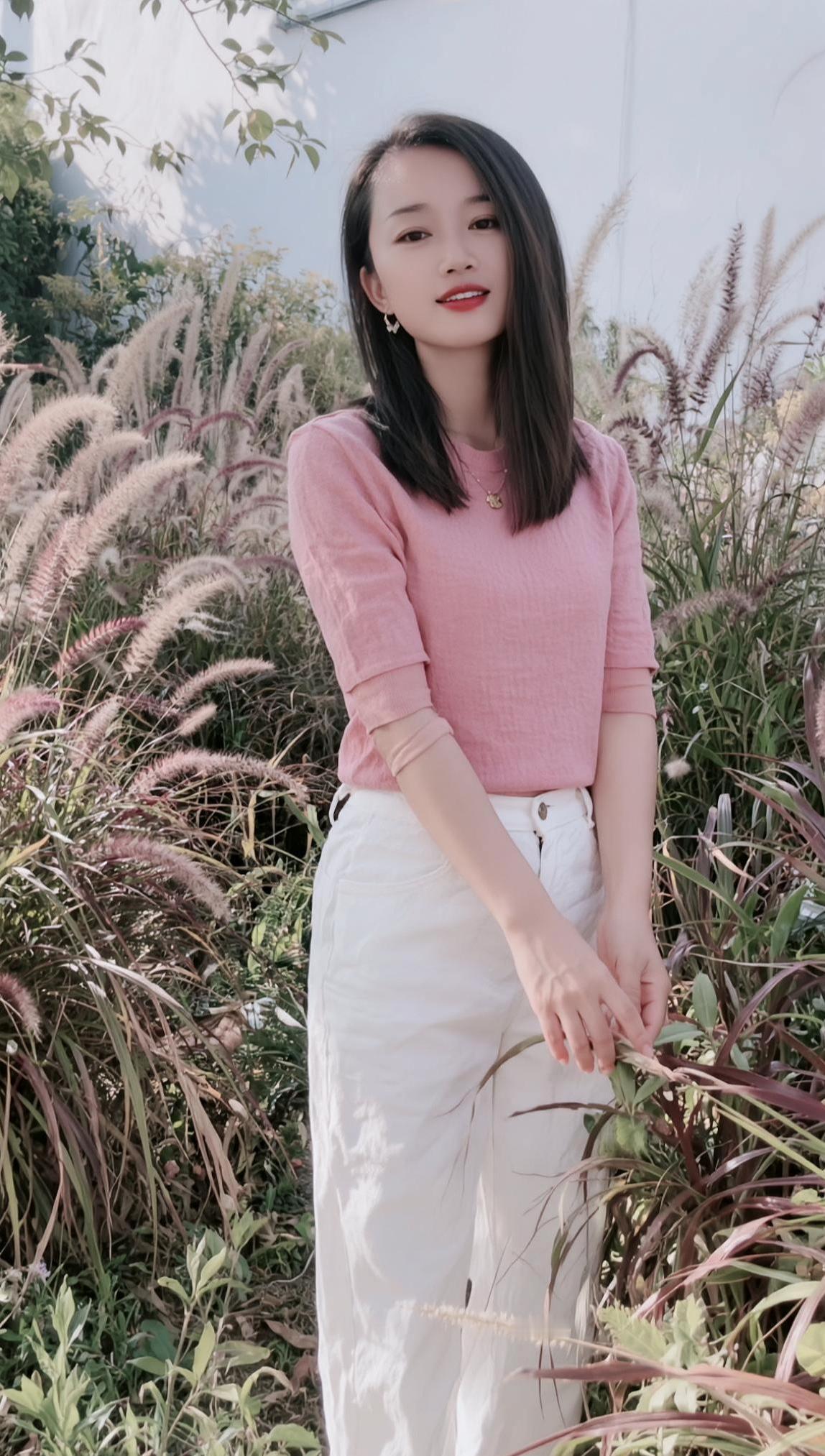 伸手要的，终究是施舍，主动给的，才是偏爱💕