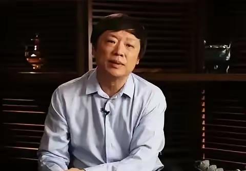 项立刚对老胡的第三波反击来了。
首先项立刚针对老胡所说的“中国学法律的人早年去西