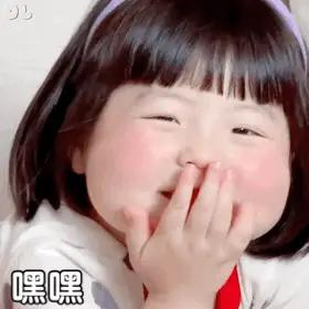 小孩哥的父亲具备一定素质，将小孩哥摸过的全都买了[赞]