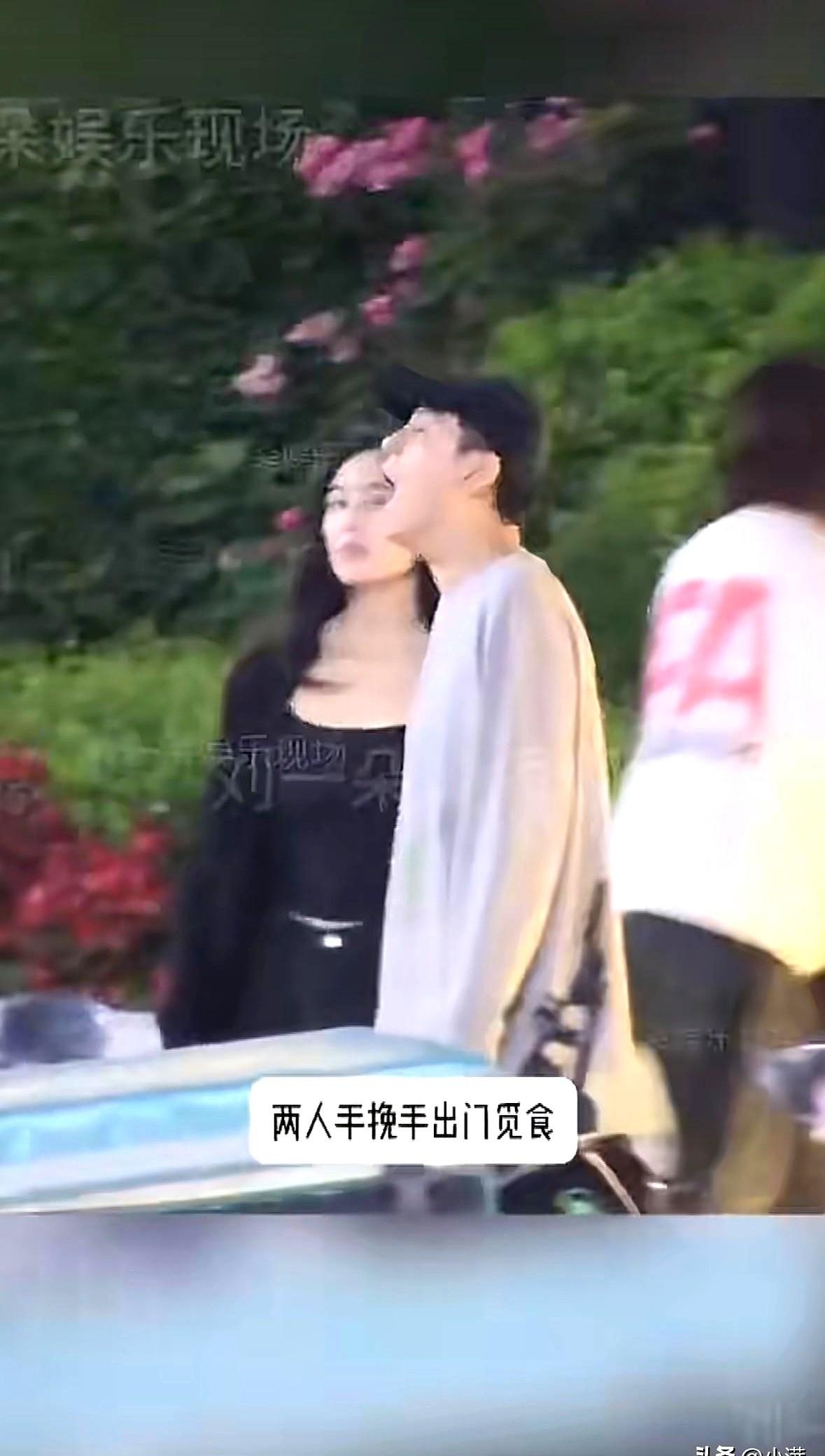 近期秦俊杰和谋女郎非凡恋情被拍。
他把每部戏都当成了情场，从杨紫到侯梦瑶，他把一
