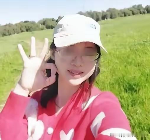 “中国越制裁我，我就越反华！”周君红这句狂言，尽显其背叛祖国、践踏底线的无耻嘴脸