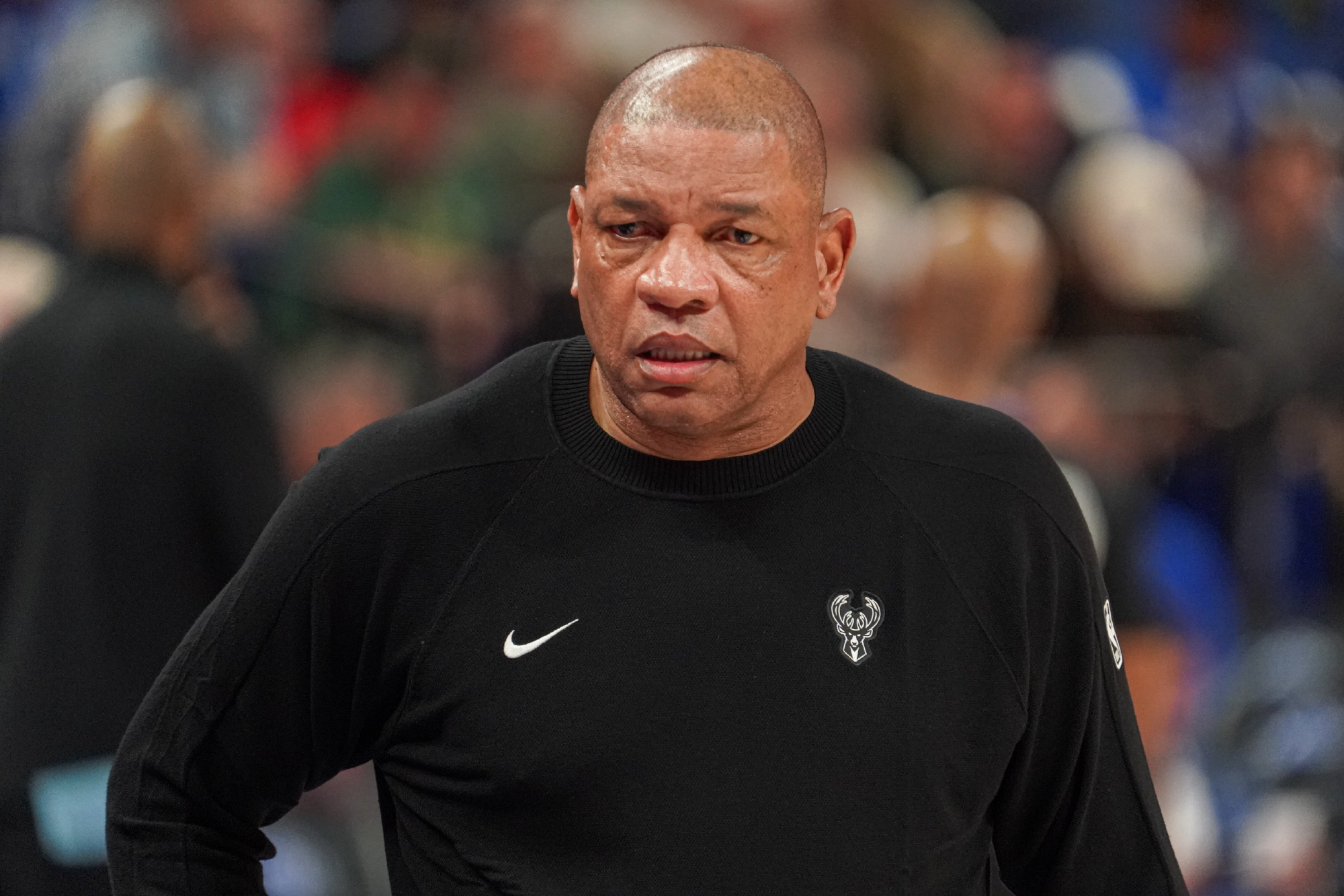 JakeLFischer报道，预计NBA本赛季休赛期将有8-12名教练更换。 篮