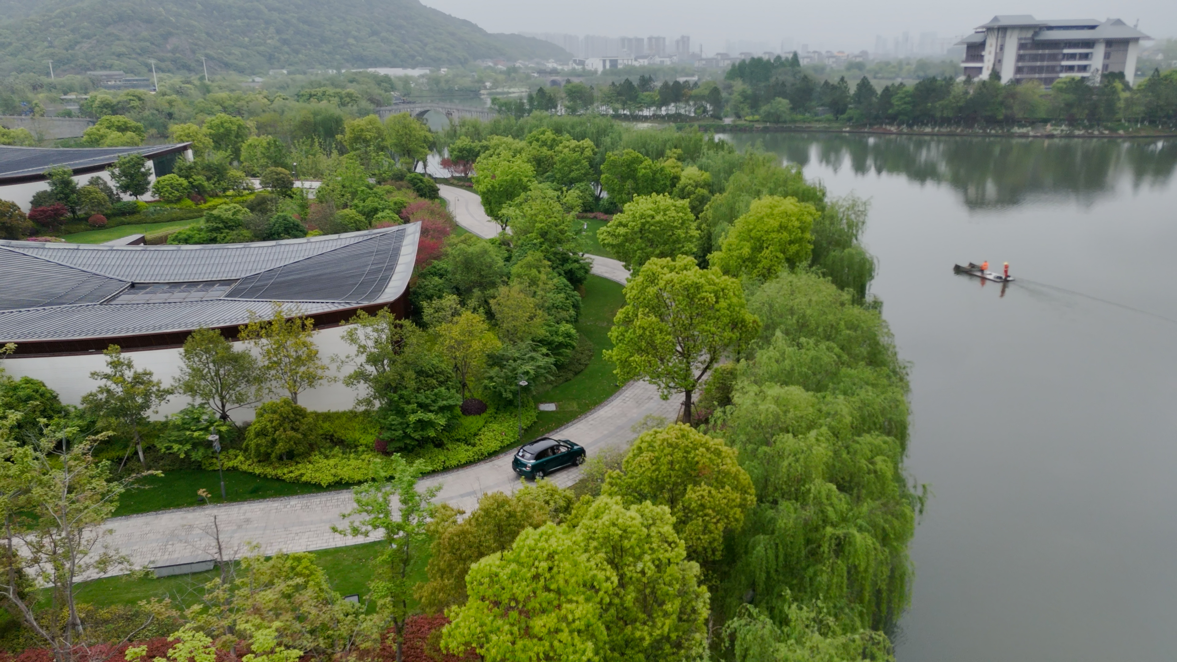 今晚缤果Pro预售，顺便过来试试动态！杭州烟雨朦胧的配首苏东波的词也是绝配了！随