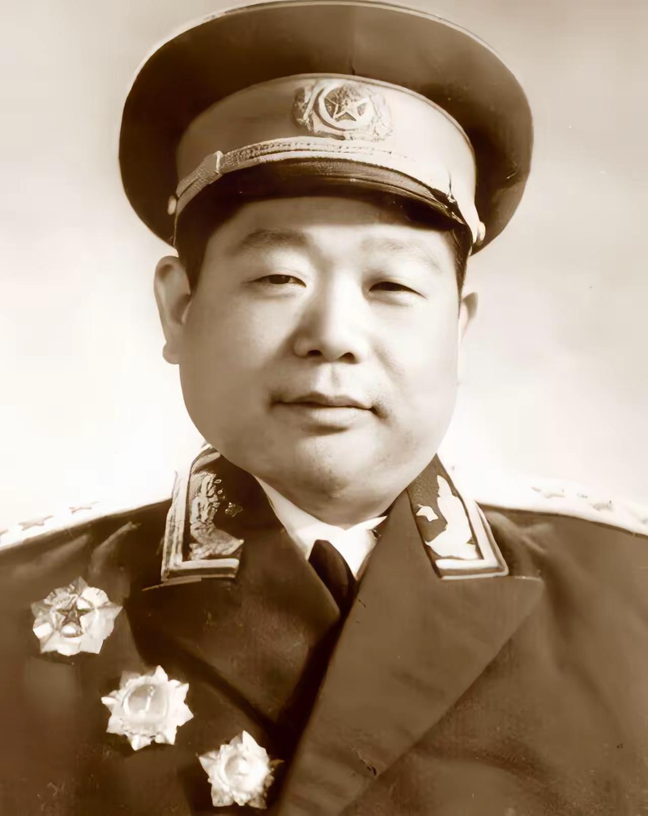 陈锡联将军真的是高风亮节，胸怀宽广啊，优秀的共产党员，老师的好学生，忠诚的共产主