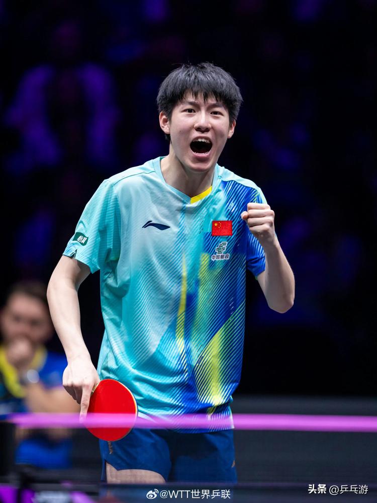 林诗栋接连输了几场球，被部分球迷骂惨了。
 
横滨赛2-3输给邱党，5-0领先都