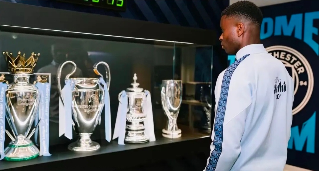 你听格伊说的：加盟曼城等于欧冠梦成真，还能冲击冠军——但这些话背后，周薪30万英