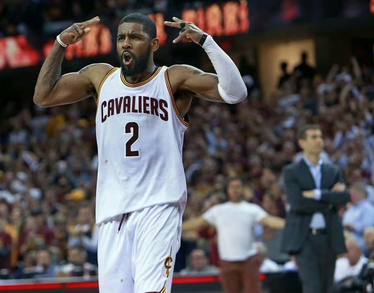 骑士詹姆斯[超话]欧文[超话] 老照片回顾[照相机]今天我文来戴皇冠👑 ​​​